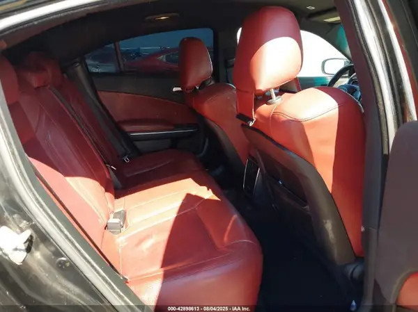 2C3CDXCT6KH633394 2019 DODGE CHARGER - Image 8