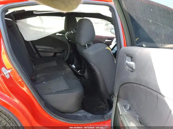 2C3CDXCT6KH722155 2019 DODGE CHARGER - Image 8