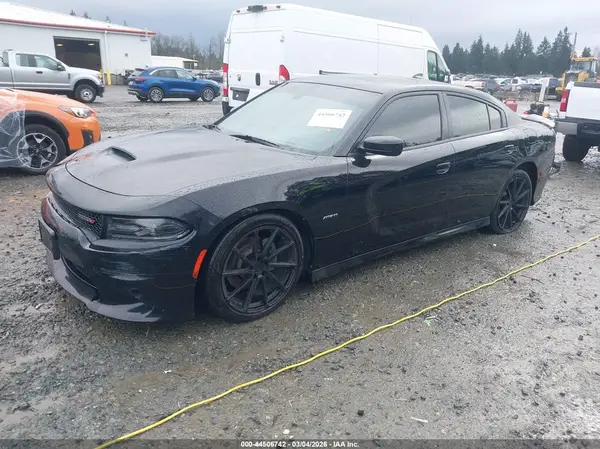2C3CDXCT6KH754426 2019 DODGE CHARGER - Image 2