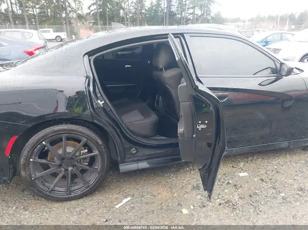 2C3CDXCT6KH754426 2019 DODGE CHARGER - Image 8