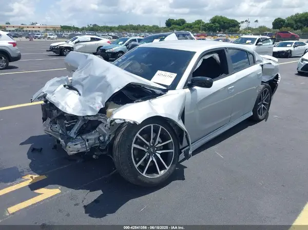2C3CDXCT6PH591428 2023 DODGE CHARGER - Image 2