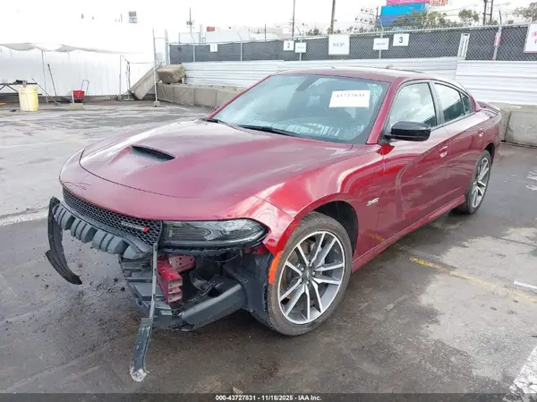 2C3CDXCT6PH679119 2023 DODGE CHARGER - Image 2