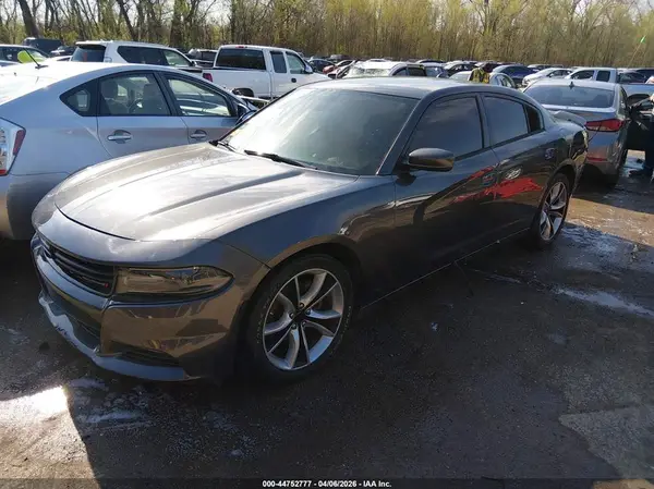 2C3CDXCT7GH104981 2016 DODGE CHARGER - Image 2