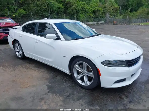 2C3CDXCT7HH561632 2017 DODGE CHARGER - Image 1