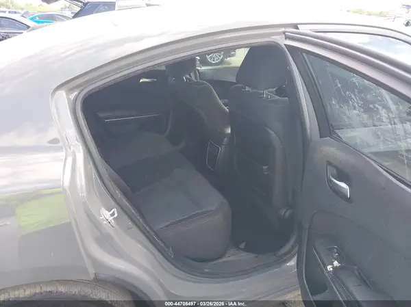 2C3CDXCT7JH155839 2018 DODGE CHARGER - Image 8