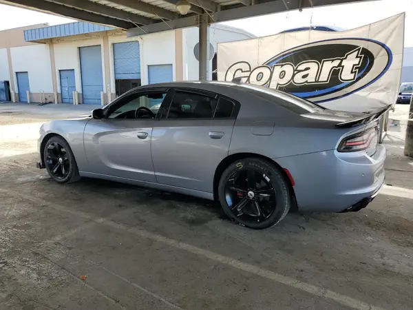 2C3CDXCT7JH156327 2018 DODGE CHARGER - Image 2