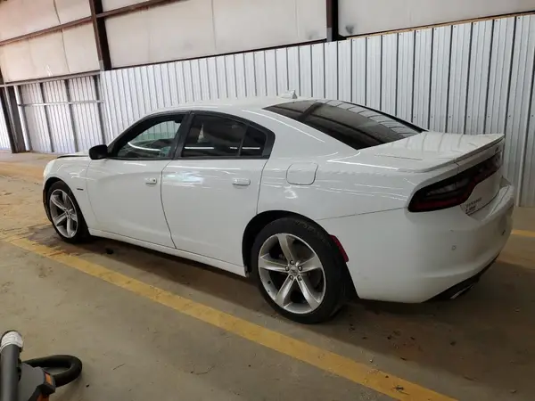 2C3CDXCT7JH234556 2018 DODGE CHARGER - Image 2