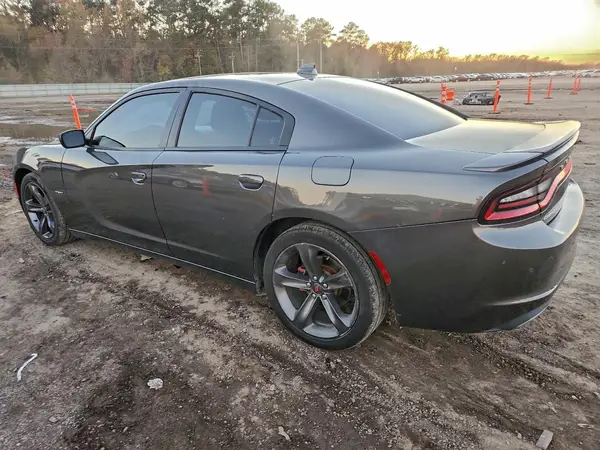 2C3CDXCT7JH260557 2018 DODGE CHARGER - Image 2