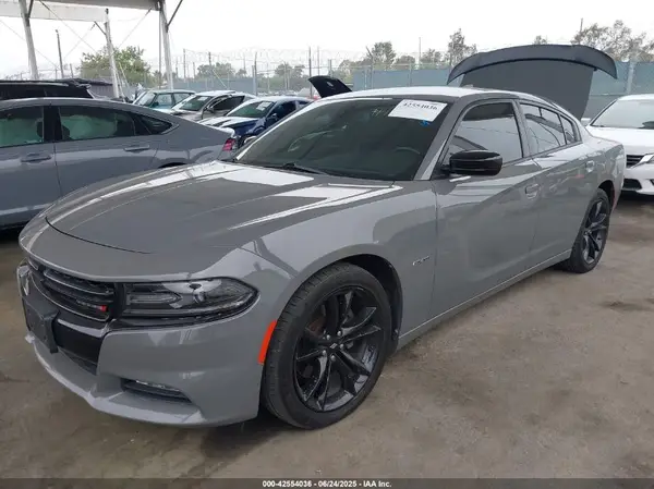 2C3CDXCT7JH313418 2018 DODGE CHARGER - Image 2