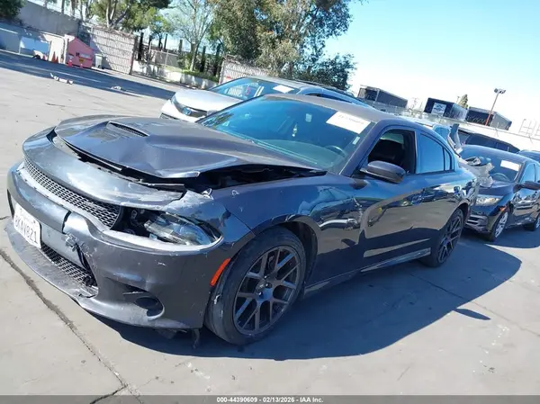 2C3CDXCT7KH540755 2019 DODGE CHARGER - Image 2