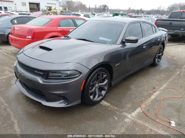 2C3CDXCT7KH575439 2019 DODGE CHARGER - Image 2