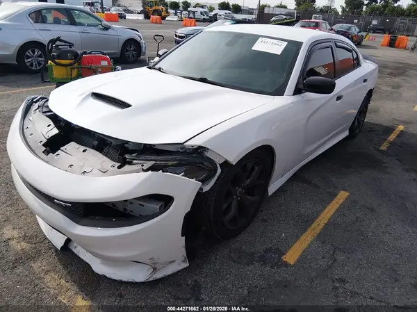 2C3CDXCT7KH598168 2019 DODGE CHARGER - Image 2