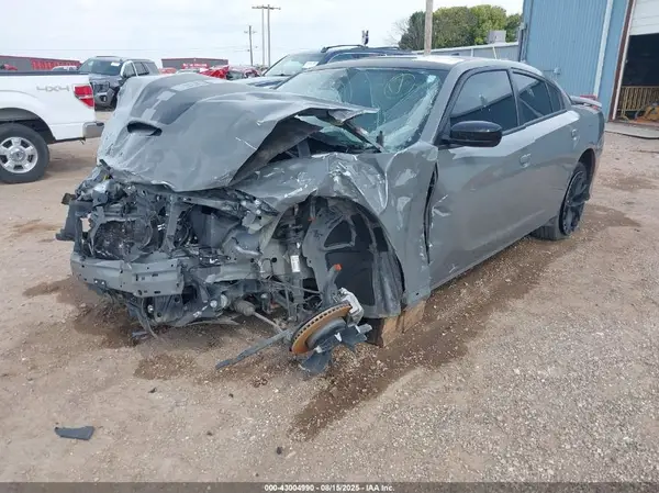 2C3CDXCT7PH635789 2023 DODGE CHARGER - Image 2