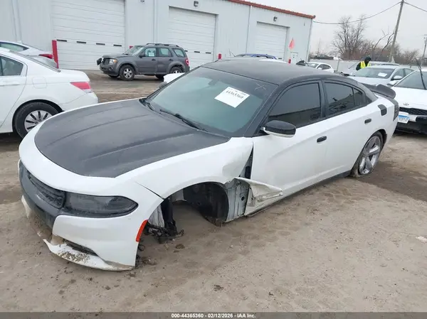 2C3CDXCT8GH227544 2016 DODGE CHARGER - Image 2