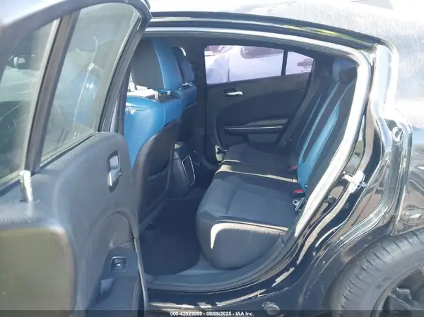 2C3CDXCT8GH285394 2016 DODGE CHARGER - Image 8