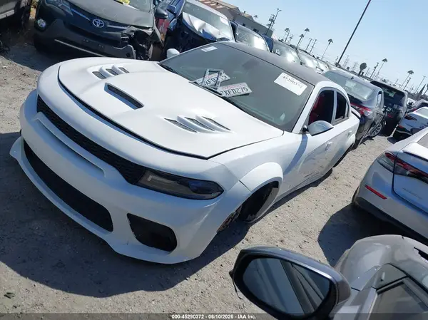 2C3CDXCT8HH572106 2017 DODGE CHARGER - Image 2