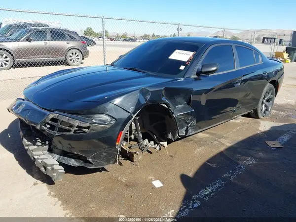 2C3CDXCT8JH114619 2018 DODGE CHARGER - Image 2