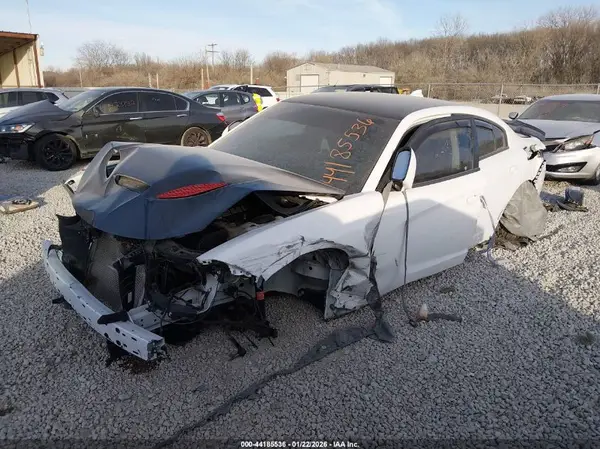 2C3CDXCT8JH155896 2018 DODGE CHARGER - Image 2