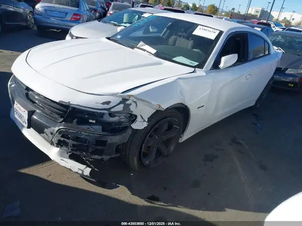 2C3CDXCT8JH237952 2018 DODGE CHARGER - Image 2