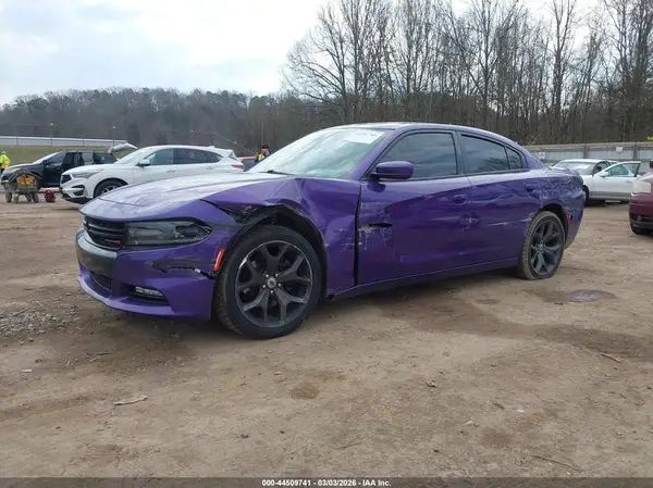 2C3CDXCT8JH298637 2018 DODGE CHARGER - Image 2