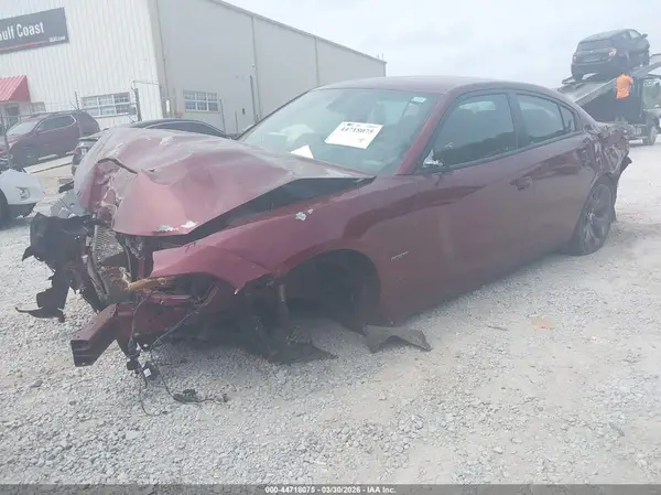 2C3CDXCT8KH526623 2019 DODGE CHARGER - Image 2