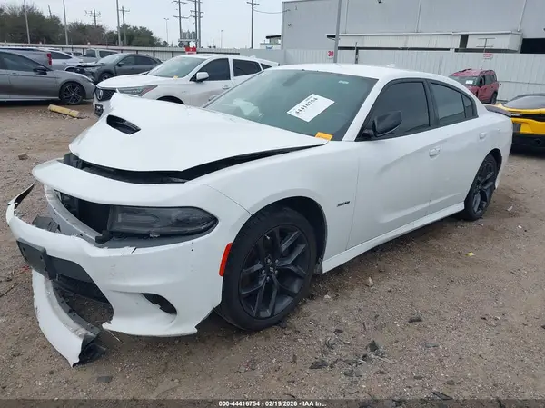 2C3CDXCT8KH572498 2019 DODGE CHARGER - Image 2