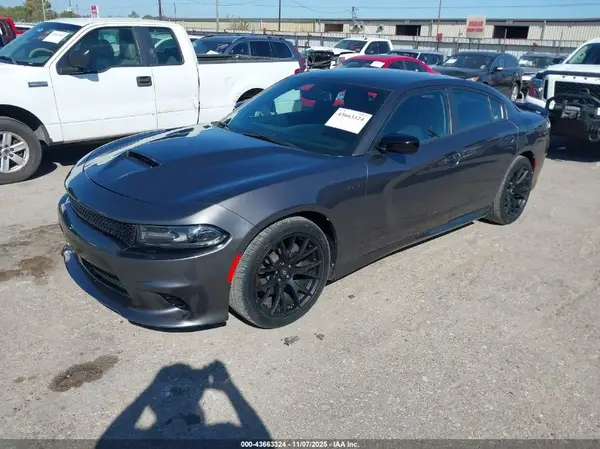 2C3CDXCT8KH575336 2019 DODGE CHARGER - Image 2