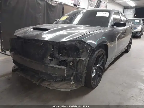 2C3CDXCT8KH584196 2019 DODGE CHARGER - Image 2