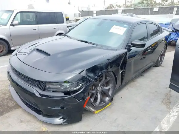2C3CDXCT8KH584442 2019 DODGE CHARGER - Image 2