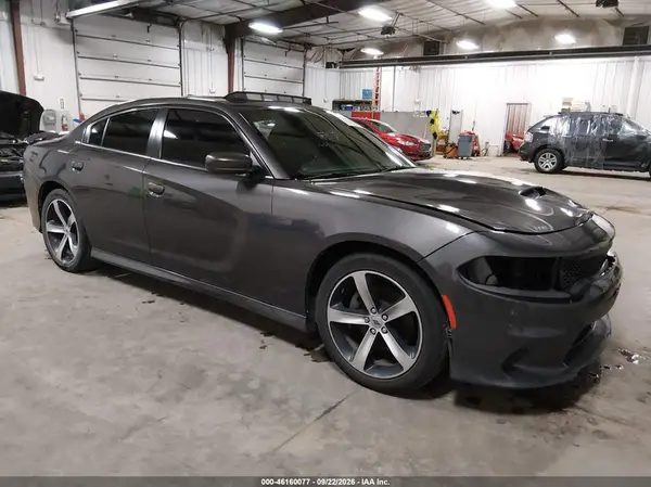 2C3CDXCT8KH589351 2019 DODGE CHARGER - Image 1
