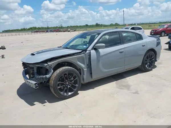 2C3CDXCT8NH240453 2022 DODGE CHARGER - Image 2