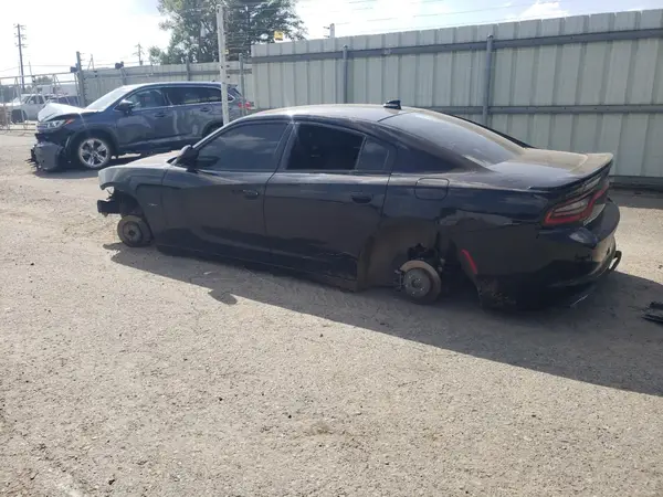 2C3CDXCT9GH302185 2016 DODGE CHARGER - Image 2