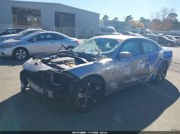 2C3CDXCT9HH525070 2017 DODGE CHARGER - Image 2