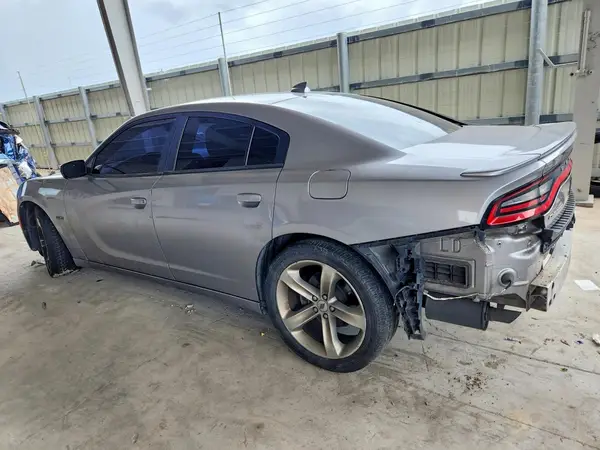 2C3CDXCT9HH528101 2017 DODGE CHARGER - Image 2