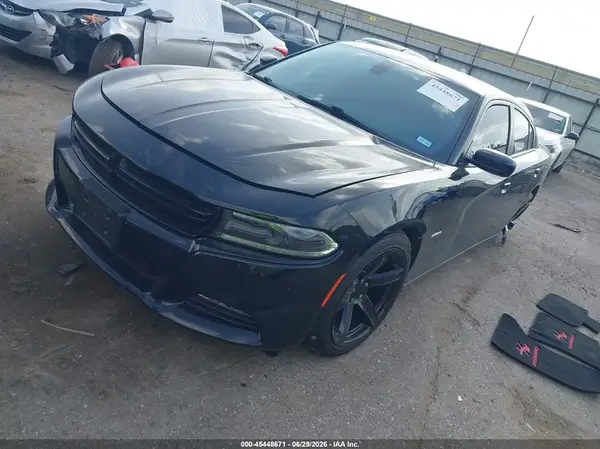 2C3CDXCT9HH528275 2017 DODGE CHARGER - Image 2