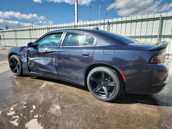 2C3CDXCT9HH560708 2017 DODGE CHARGER - Image 2