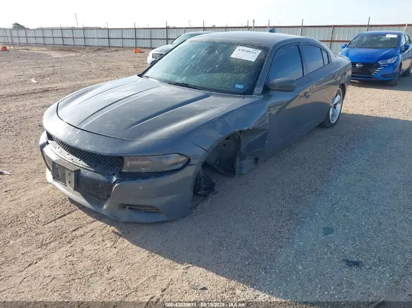 2C3CDXCT9HH562717 2017 DODGE CHARGER - Image 2