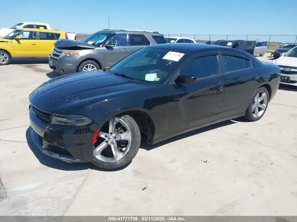 2C3CDXCT9JH128853 2018 DODGE CHARGER - Image 2
