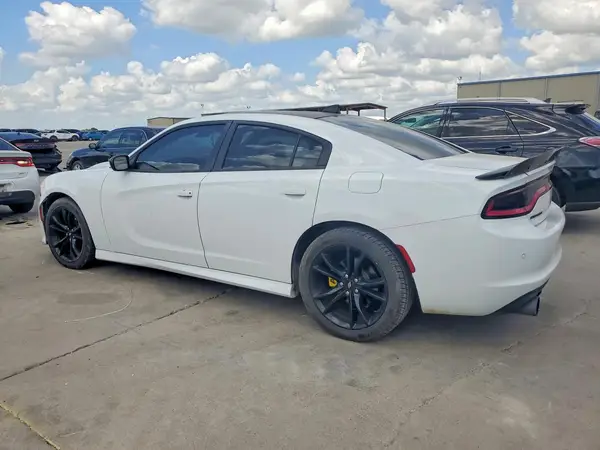 2C3CDXCT9JH139612 2018 DODGE CHARGER - Image 2