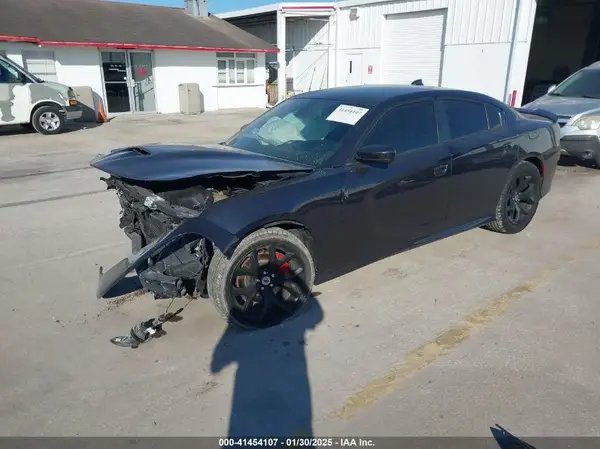 2C3CDXCT9KH526842 2019 DODGE CHARGER - Image 2