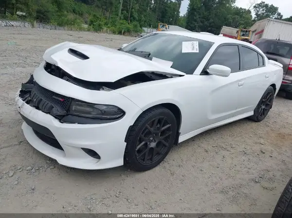 2C3CDXCT9KH572932 2019 DODGE CHARGER - Image 2