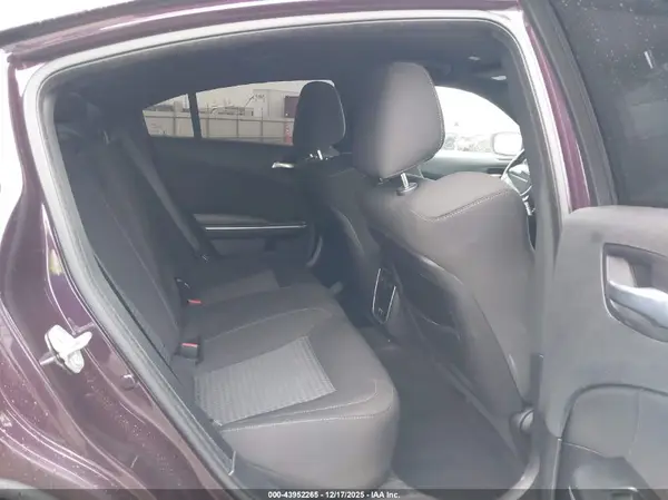 2C3CDXCT9MH575381 2021 DODGE CHARGER - Image 8