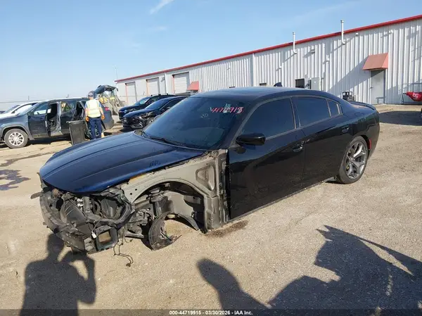 2C3CDXCTXHH576478 2017 DODGE CHARGER - Image 2