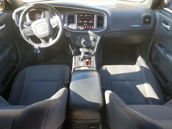 2C3CDXCTXHH635075 2017 DODGE CHARGER - Image 8