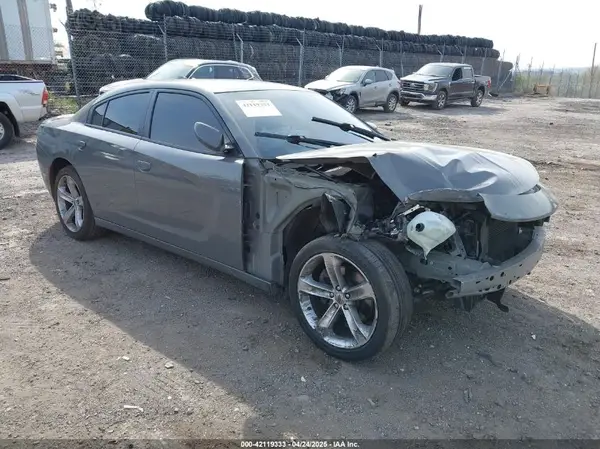2C3CDXCTXHH659876 2017 DODGE CHARGER - Image 1