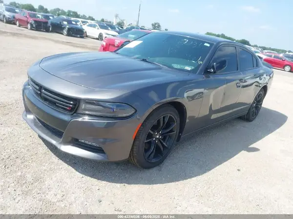 2C3CDXCTXHH660798 2017 DODGE CHARGER - Image 2