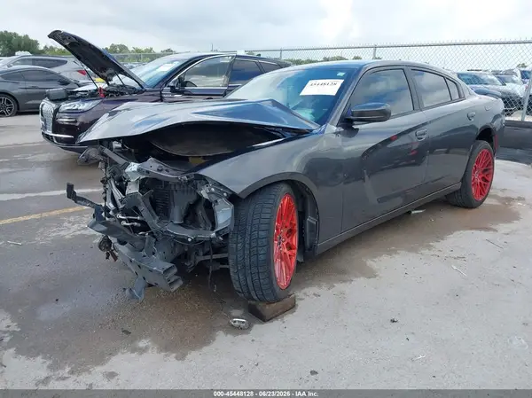 2C3CDXCTXJH233417 2018 DODGE CHARGER - Image 2