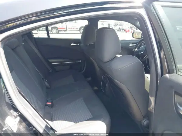 2C3CDXCTXKH598035 2019 DODGE CHARGER - Image 8