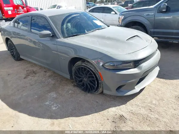 2C3CDXCTXKH607784 2019 DODGE CHARGER - Image 1
