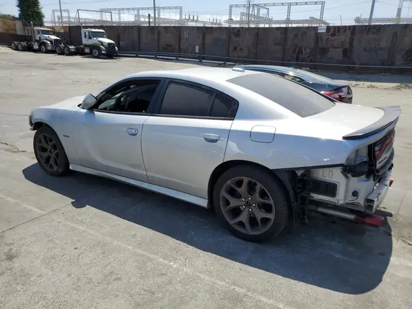 2C3CDXCTXKH730176 2019 DODGE CHARGER - Image 2